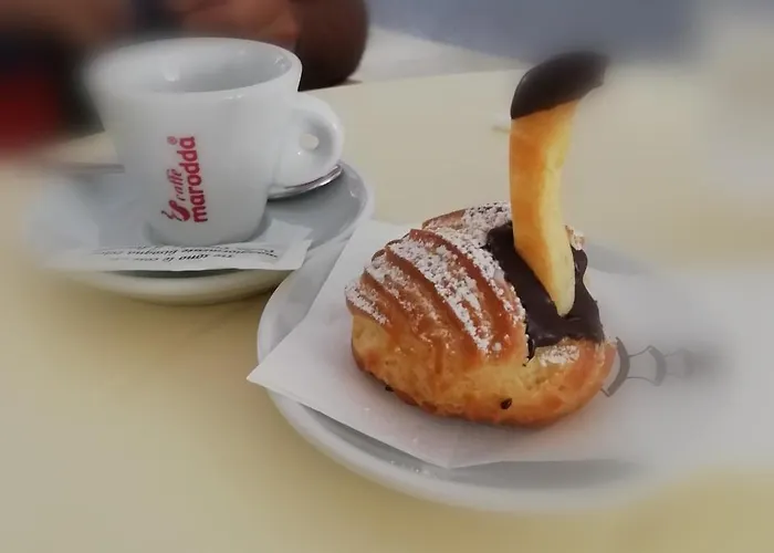 Alojamento de Acomodação e Pequeno-almoço Collemare Scalea