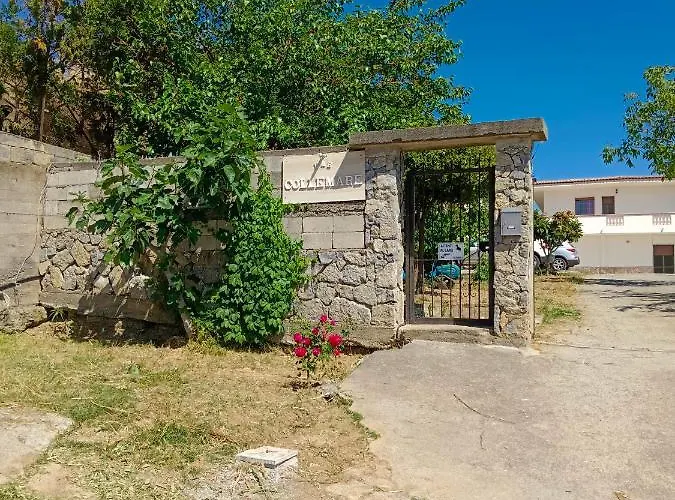 Alojamento de Acomodação e Pequeno-almoço Collemare Scalea