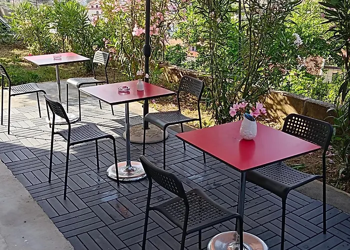 Alojamento de Acomodação e Pequeno-almoço Collemare 3*